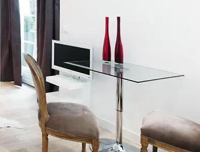 Apartment Helzear Montorgueil Paris